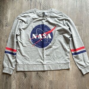 NASA divided h and m H&M tshirt sweater